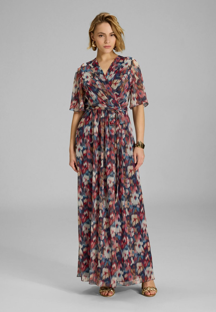 Платье Swing Maxi dress, Navy Dark Red/Blue
Платье Swing Maxi dress, Navy Dark Red/Blue