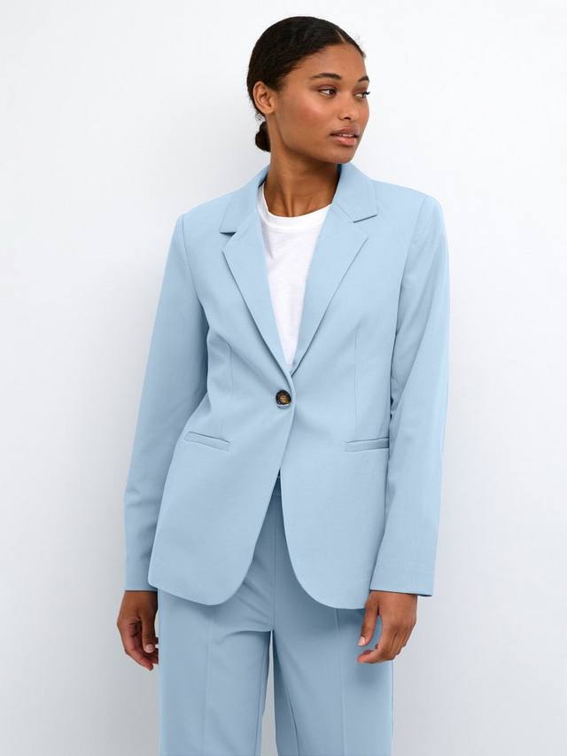 Блейзер сакура KAFFE, цвет Faded Denim
Блейзер сакура KAFFE, цвет Faded Denim