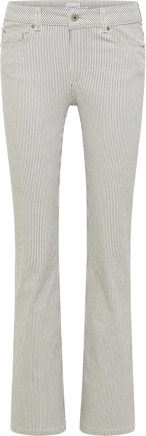 MUSTANG Women's Style Shelby Slim Boot Jeans
MUSTANG Women's Style Shelby Slim Boot Jeans