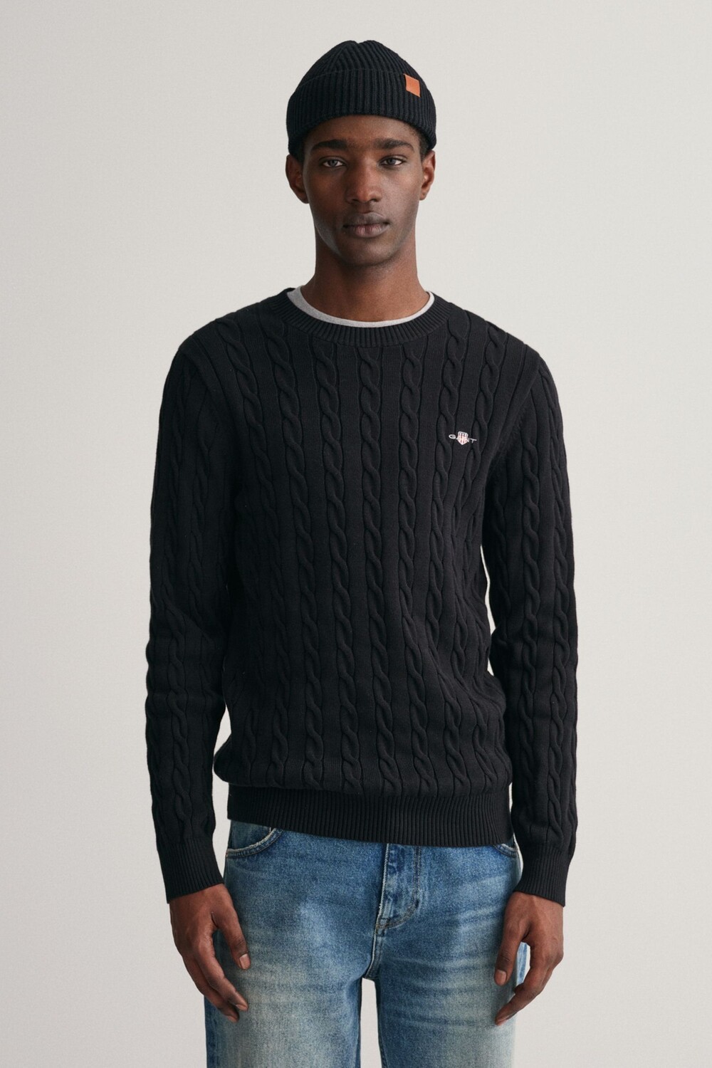 Хлопковый свитер с круглым вырезом и косой строчкой GANT, черный
Хлопковый свитер с круглым вырезом и косой строчкой GANT, черный