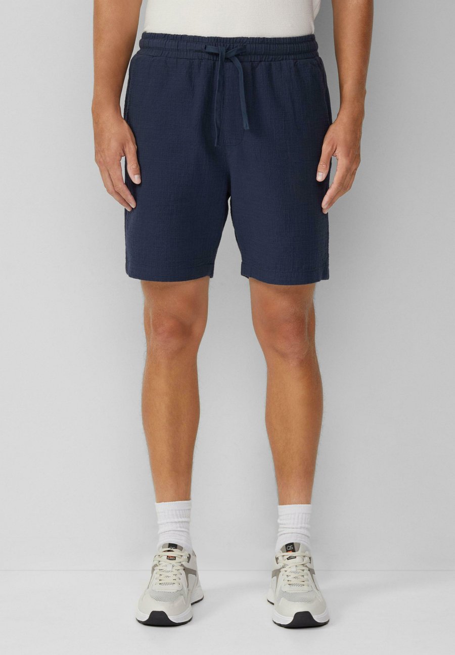 Шорты QS STRUKTURKREPP, Tiefblau/Blue
Шорты QS STRUKTURKREPP, Tiefblau/Blue