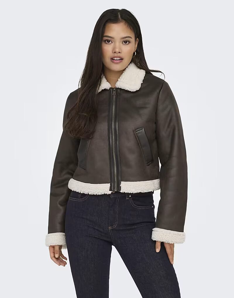 Куртка из искусственной кожи цвета моль ONLY
Куртка из искусственной кожи цвета моль ONLY