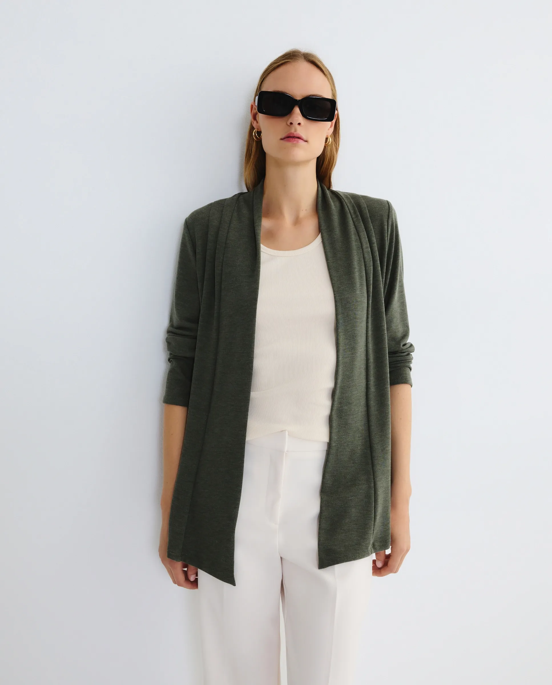 Женская однотонная куртка Zermatt, хаки
Женская однотонная куртка Zermatt, хаки