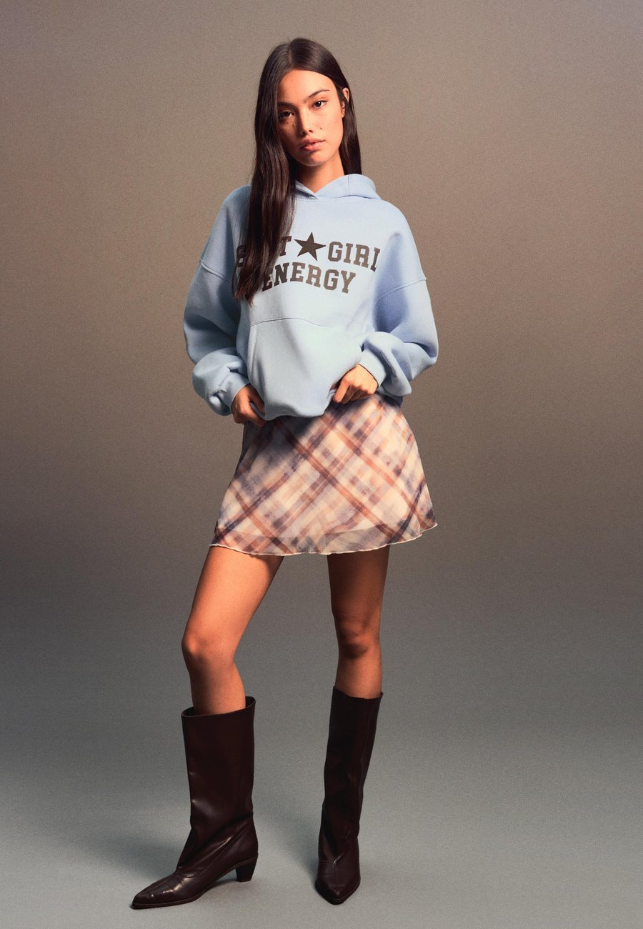 Худи Bershka Hoodie, Light Blue
Худи Bershka Hoodie, Light Blue