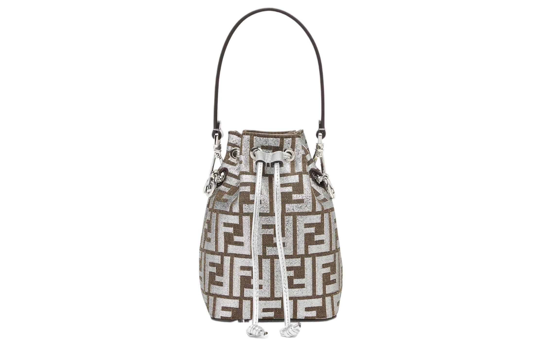 Mon Tresor Viscose Blended Mulberry Silk Ведро Сумка через плечо кроссбоди маленькая женская серебристая FENDI
Mon Tresor Viscose Blended Mulberry Silk Ведро Сумка через плечо кроссбоди маленькая женская серебристая FENDI