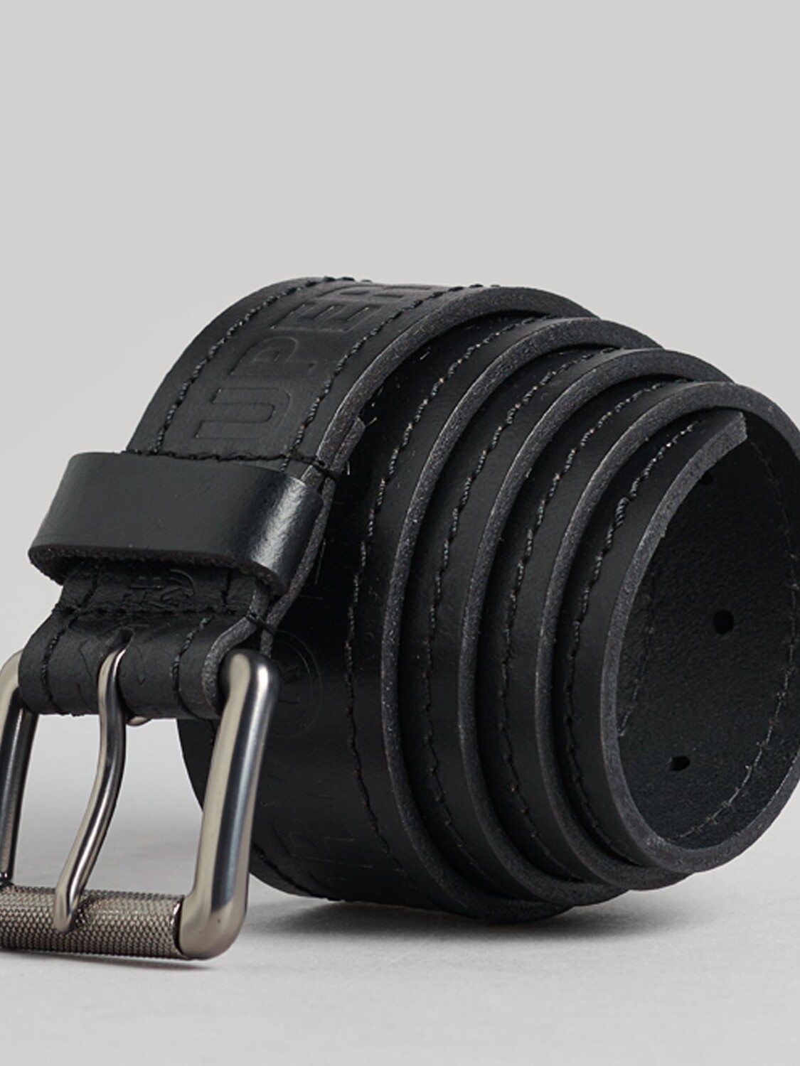 Ремень с логотипом Superdry Vintage, черный
Ремень с логотипом Superdry Vintage, черный