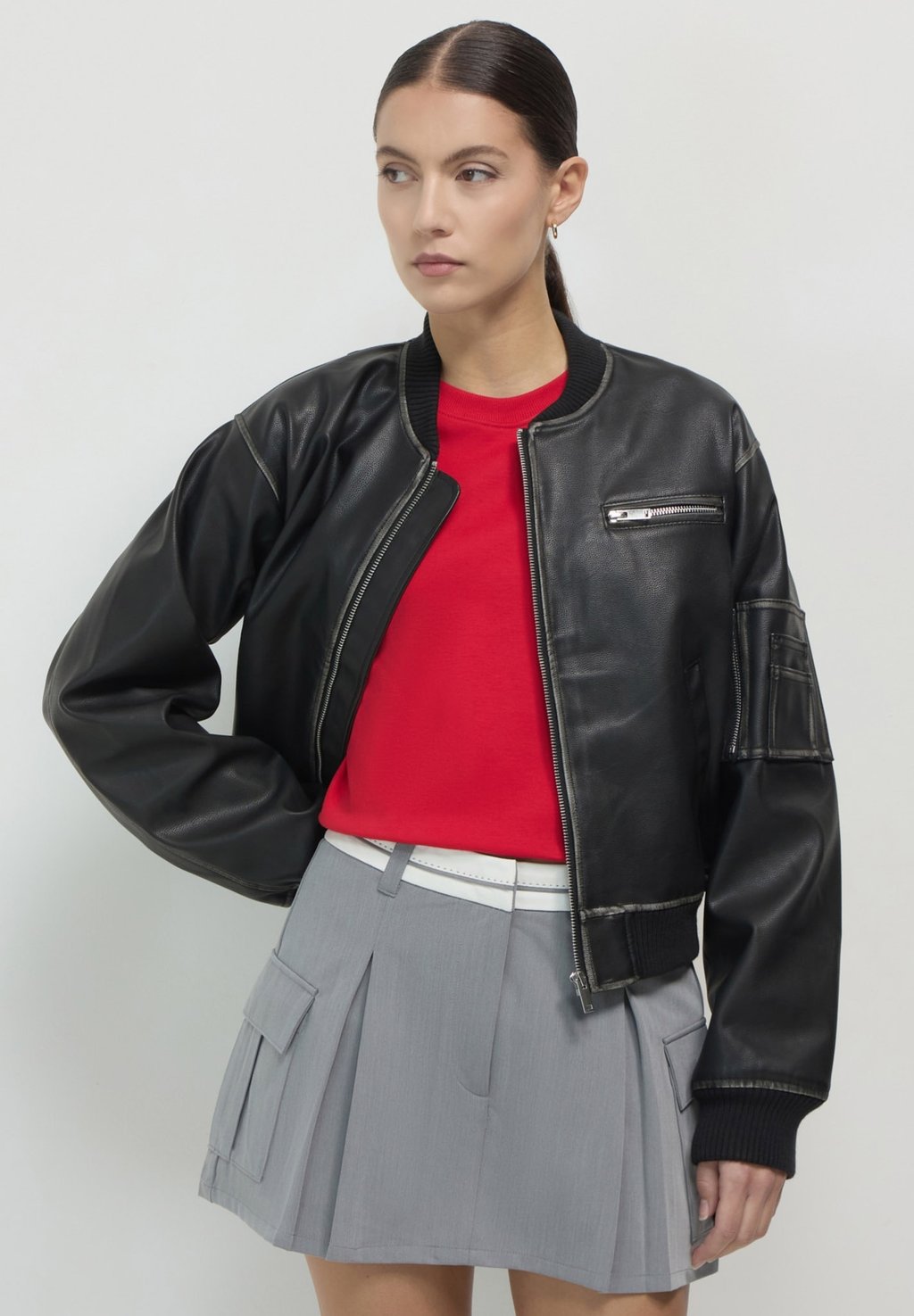 Шорты CON TASCONI Calliope, темно-серый
Шорты CON TASCONI Calliope, темно-серый