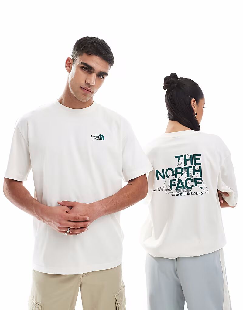 Футболка оверсайз с принтом на спине The North Face Mountain Sketch в кремово-белом цвете
Футболка оверсайз с принтом на спине The North Face Mountain Sketch в кремово-белом цвете