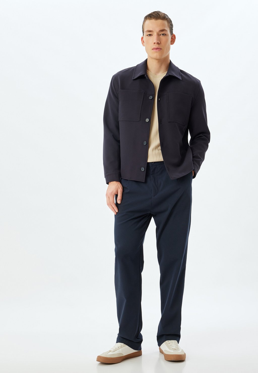 Летняя куртка POCKET DETAIL Koton, темно-синий
Летняя куртка POCKET DETAIL Koton, темно-синий