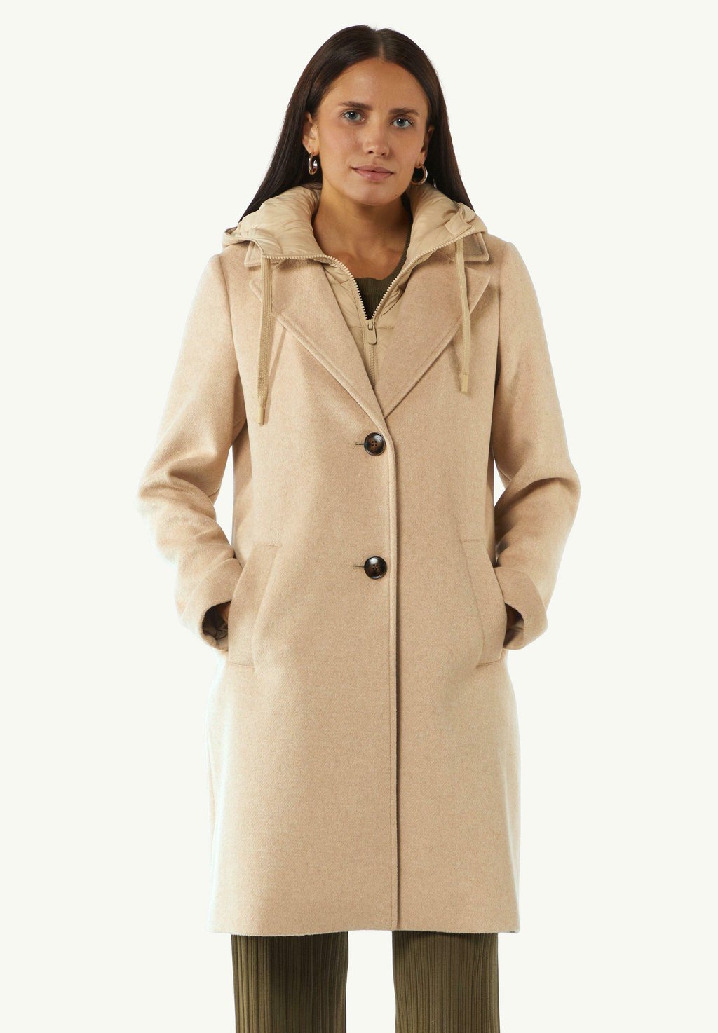 Зимнее пальто MIT HERAUSNEHMBAREM comma casual identity, бежевый
Зимнее пальто MIT HERAUSNEHMBAREM comma casual identity, бежевый