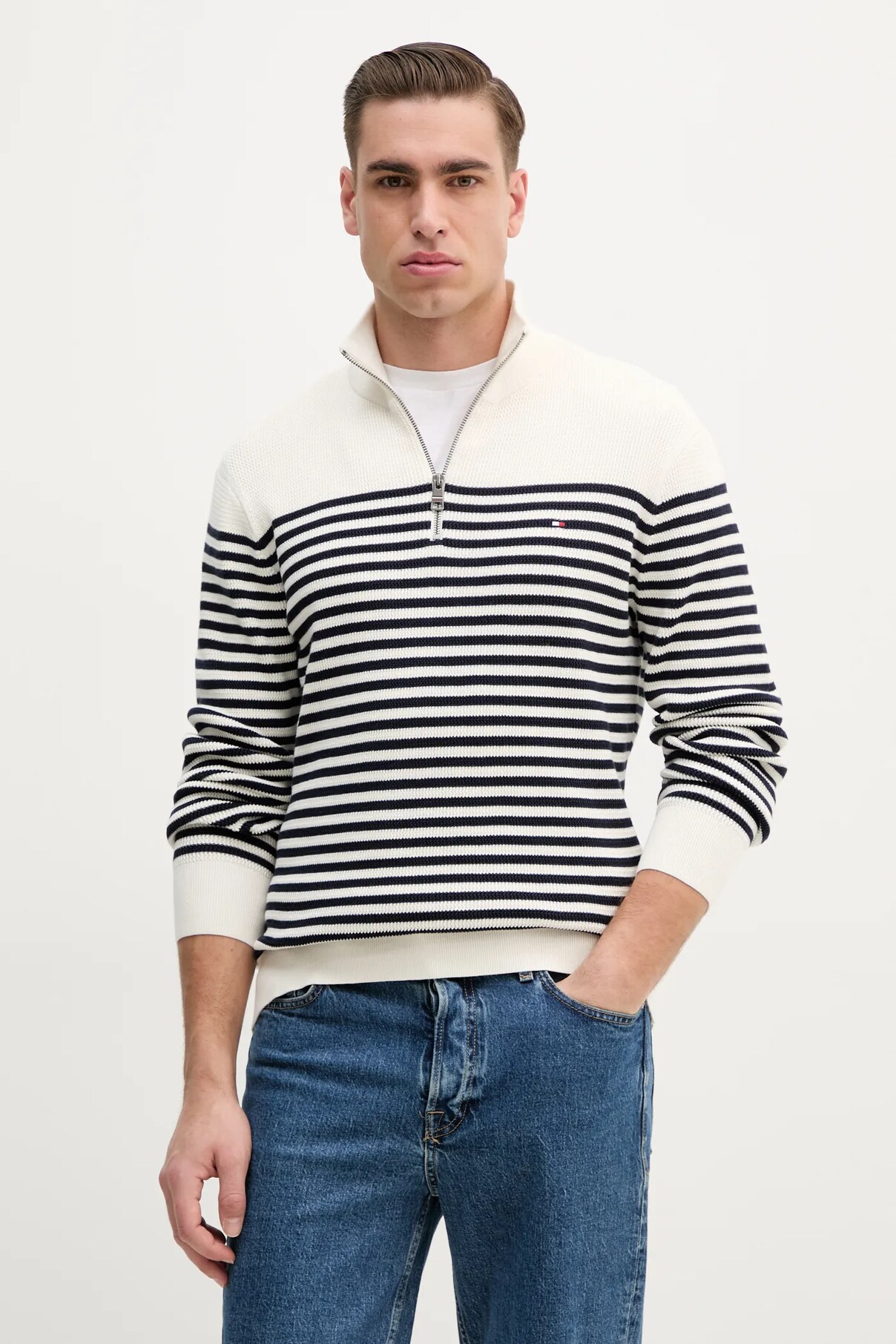 Хлопковый свитер Tommy Hilfiger, бежевый
Хлопковый свитер Tommy Hilfiger, бежевый