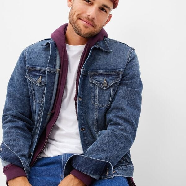 Короткая куртка с карманами Gap, синий
Короткая куртка с карманами Gap, синий