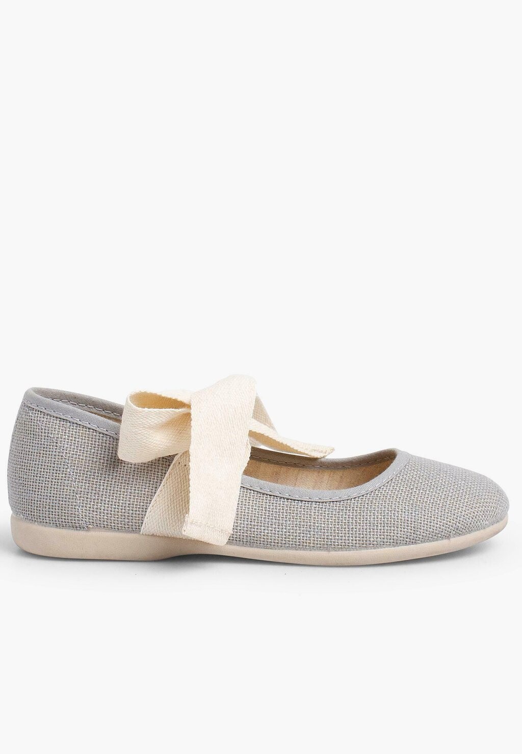 Балетки MERCEDITA LINO CON LAZO CRUDO Pisamonas, цвет gris
Балетки MERCEDITA LINO CON LAZO CRUDO Pisamonas, цвет gris
