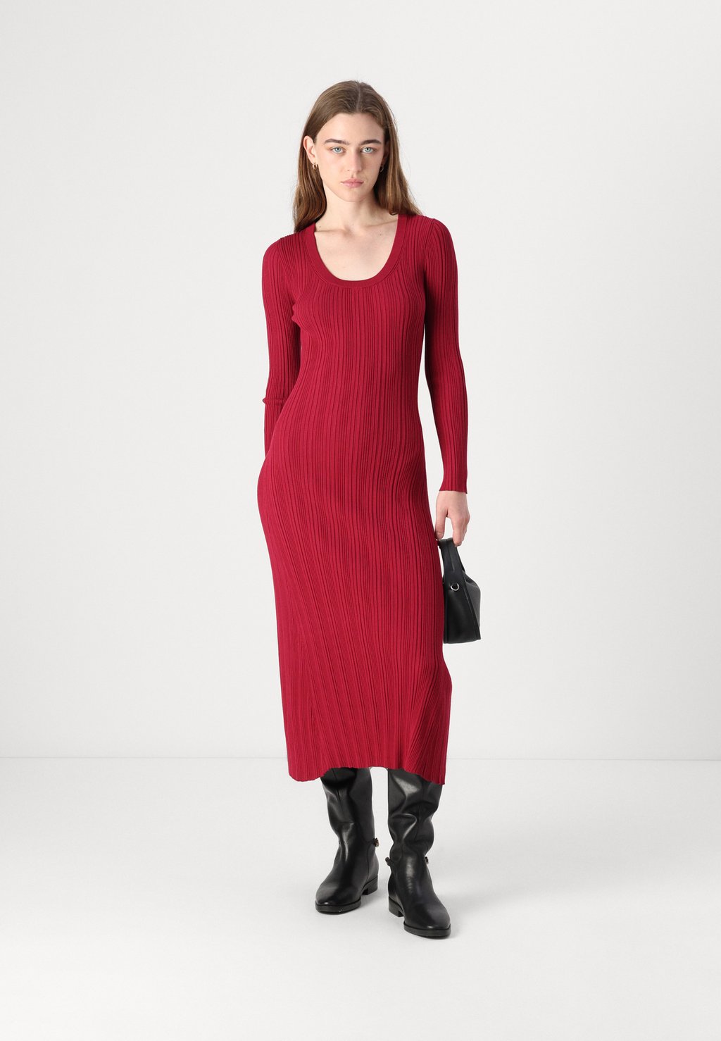 Платье-джемпер SARPHETA HUGO, красный
Платье-джемпер SARPHETA HUGO, красный