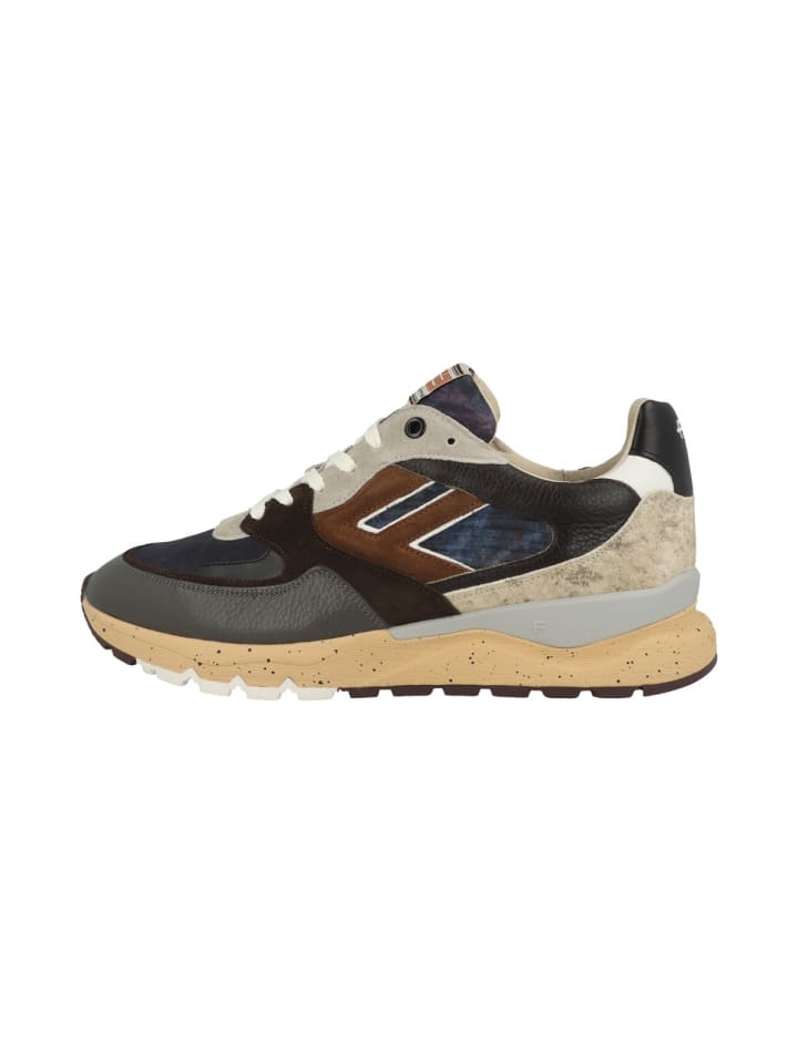 Низкие кроссовки De Treener 01.16 темно-синего цвета Floris van Bommel
Низкие кроссовки De Treener 01.16 темно-синего цвета Floris van Bommel