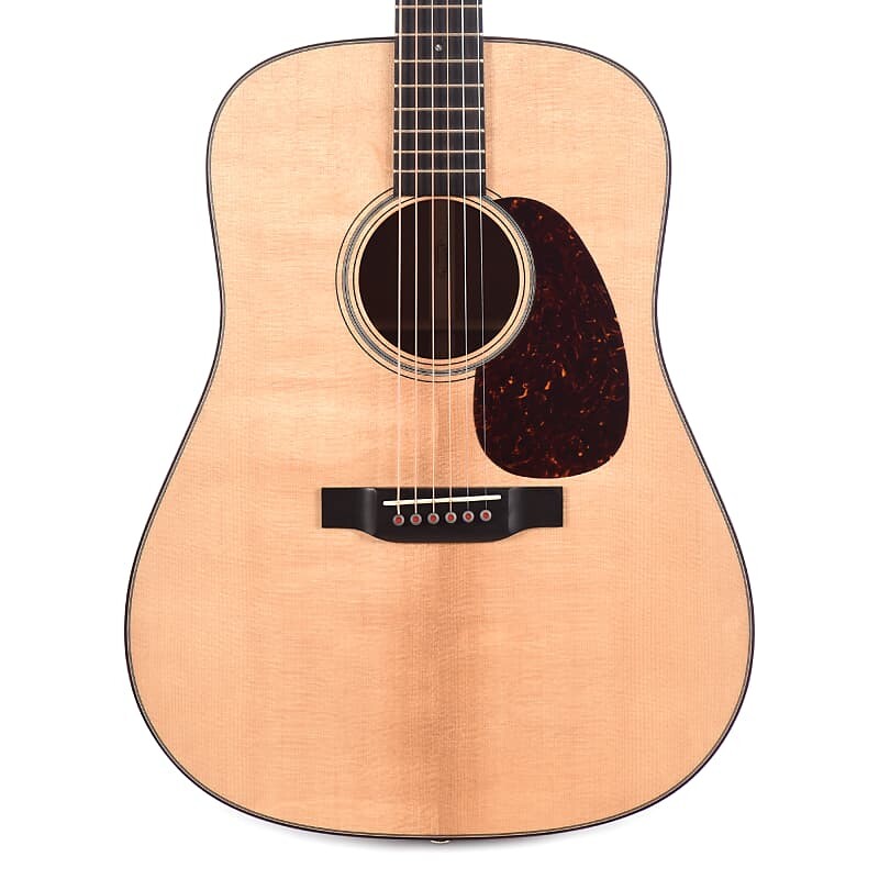 Акустическая гитара Martin D-18E Modern Deluxe Natural w/Fishman Aura VT Blend
Акустическая гитара Martin D-18E Modern Deluxe Natural w/Fishman Aura VT Blend