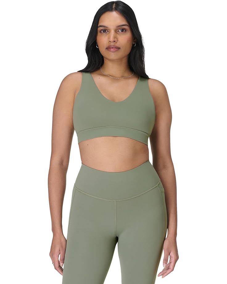 Бюстгальтер Sweaty Betty Ultimate Studio Voop Light Support Bra, цвет Willow Green 
Бюстгальтер Sweaty Betty Ultimate Studio Voop Light Support Bra, цвет Willow Green