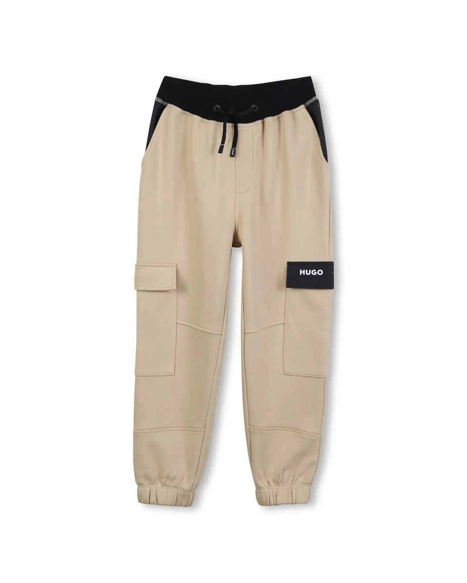 Однотонные спортивные штаны для мальчика Hugo, бежевый
Однотонные спортивные штаны для мальчика Hugo, бежевый