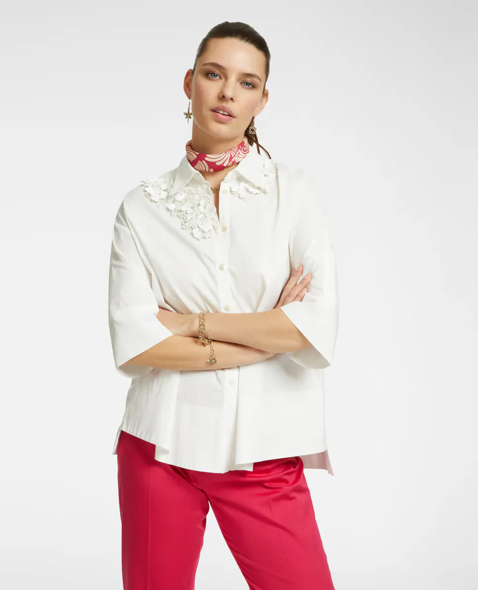 Женская вышитая рубашка Línea boxy Elena Miró, белый
Женская вышитая рубашка Línea boxy Elena Miró, белый