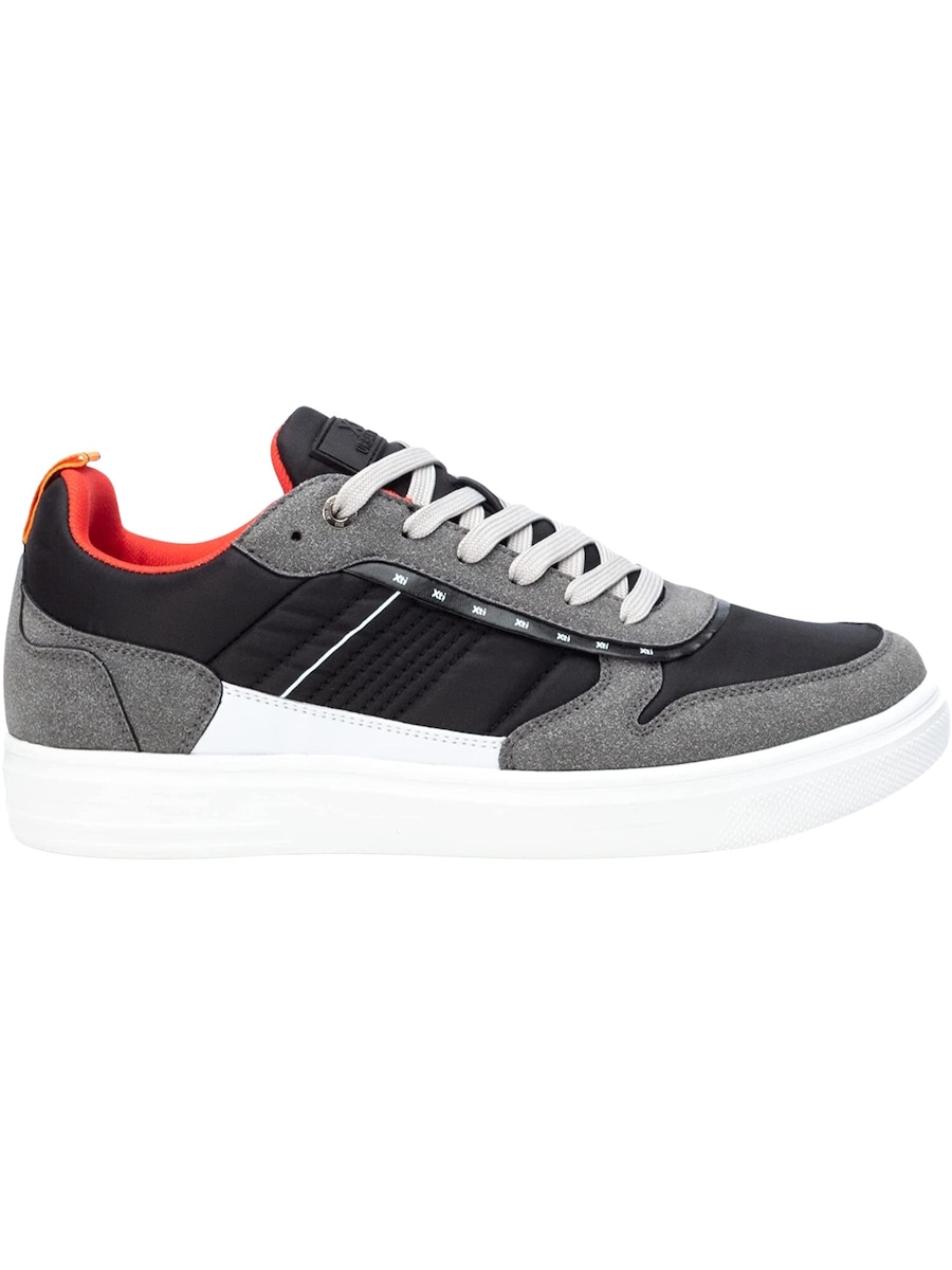 Кроссовки Xti, черный
Кроссовки Xti, черный