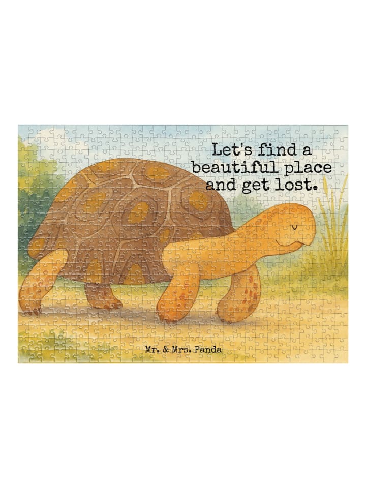 Mr. & Mrs. Panda Дизайн Puzzle Turtle от MHerzen с надписью белого цвета
Mr. & Mrs. Panda Дизайн Puzzle Turtle от MHerzen с надписью белого цвета