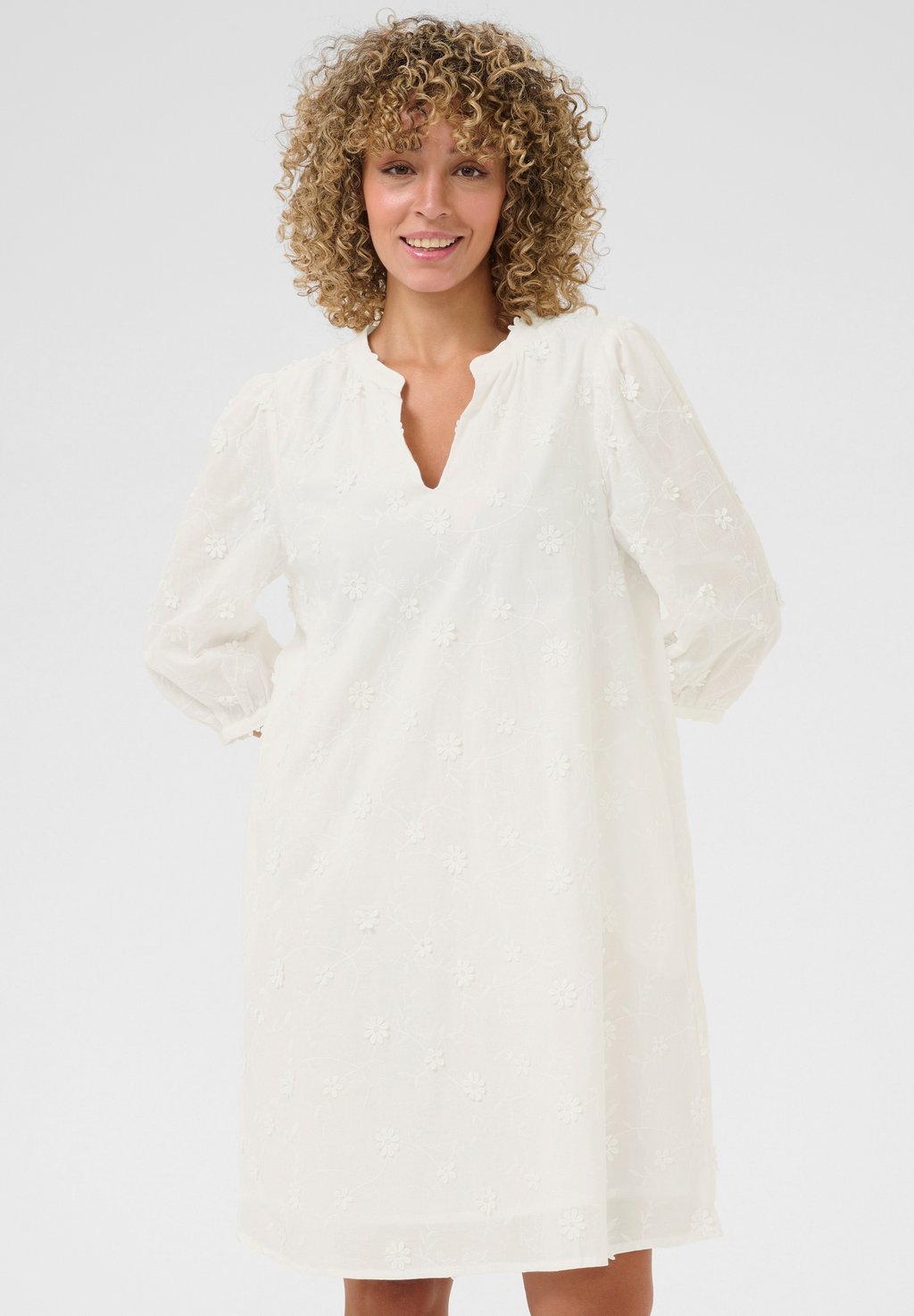 Повседневное платье Cream, белый
Повседневное платье Cream, белый