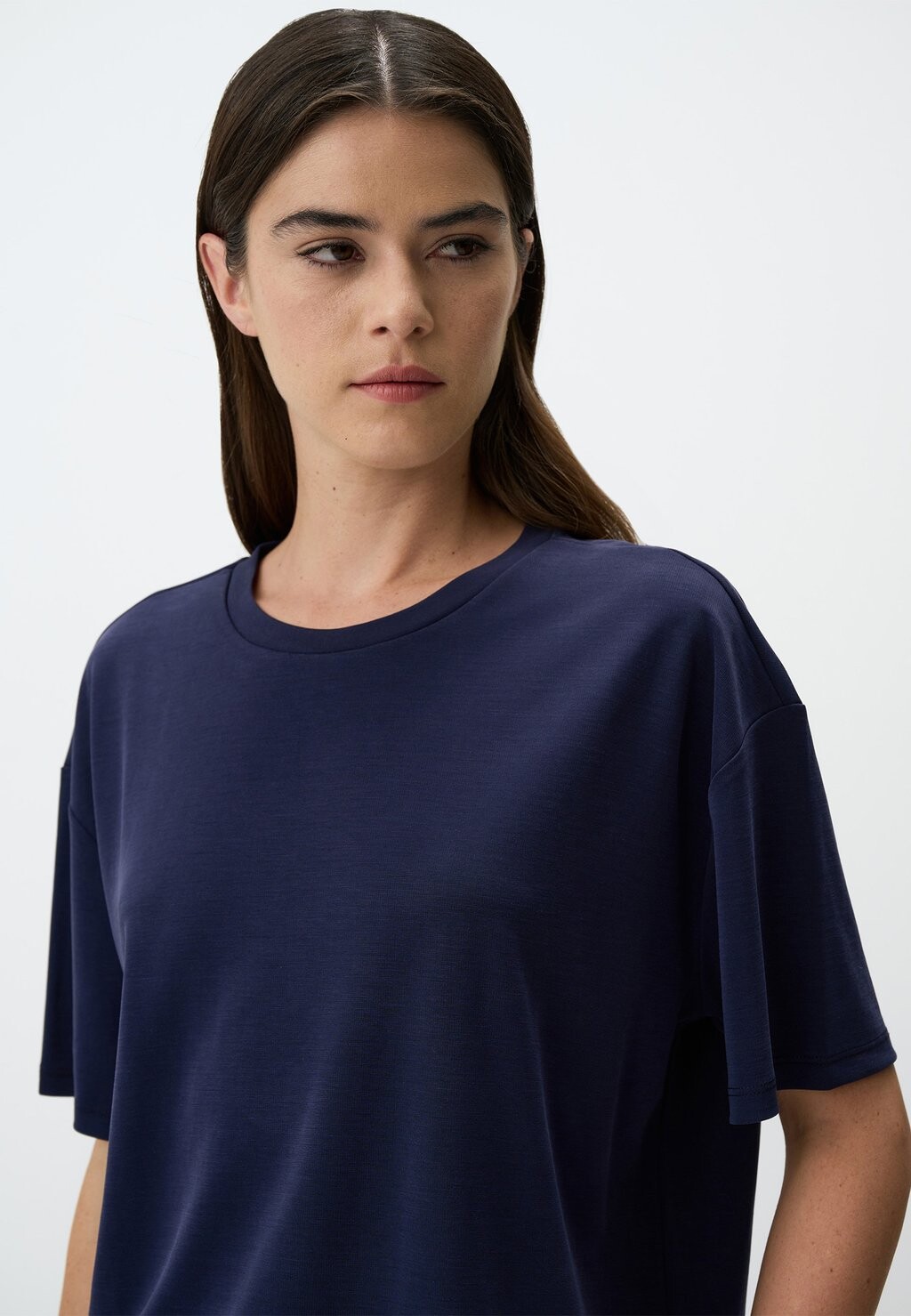 Базовая футболка Jimmy Key, темно-синий
Базовая футболка Jimmy Key, темно-синий