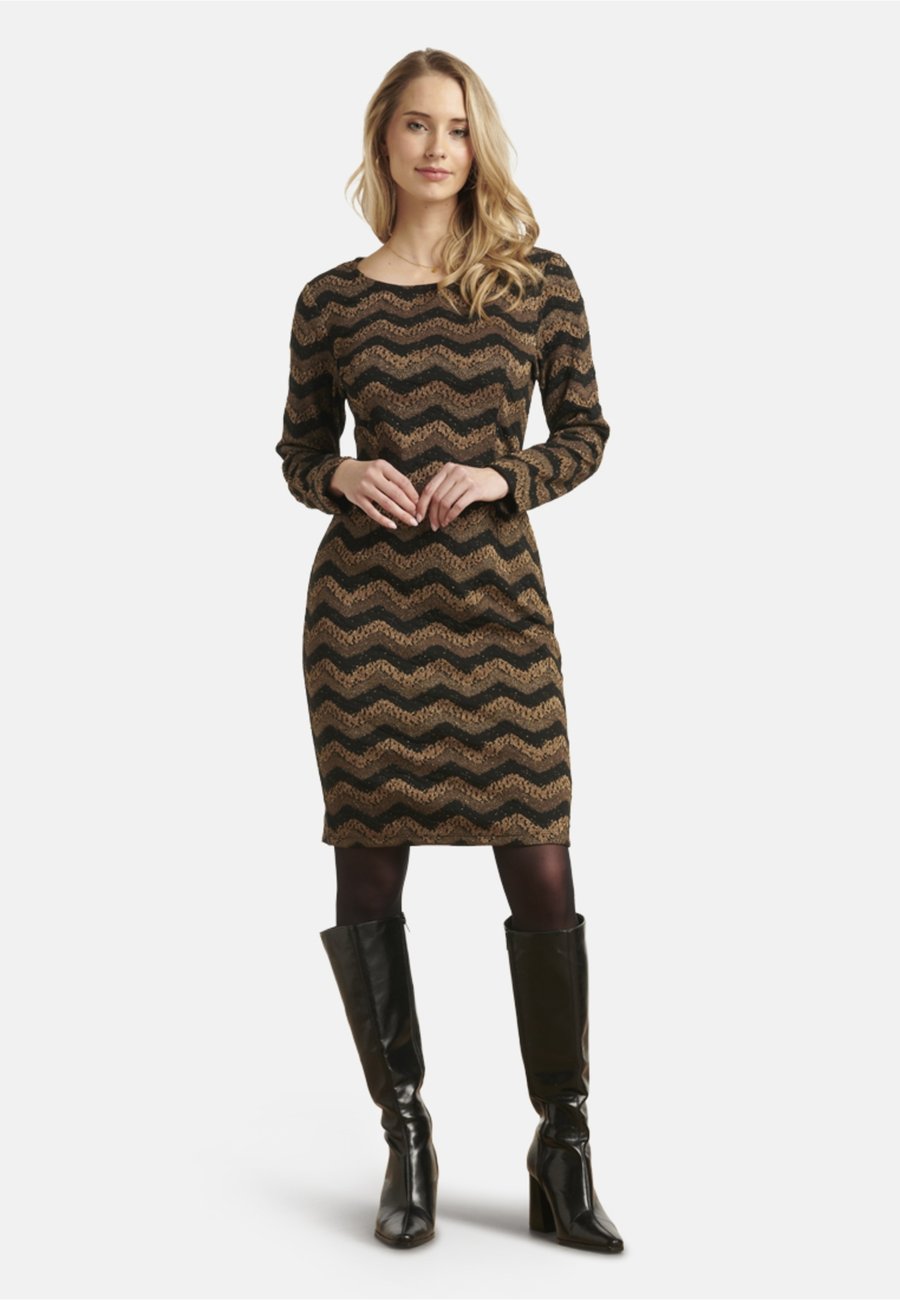 Платье Smashed Lemon Day dress, Black - Gold/Black
Платье Smashed Lemon Day dress, Black - Gold/Black