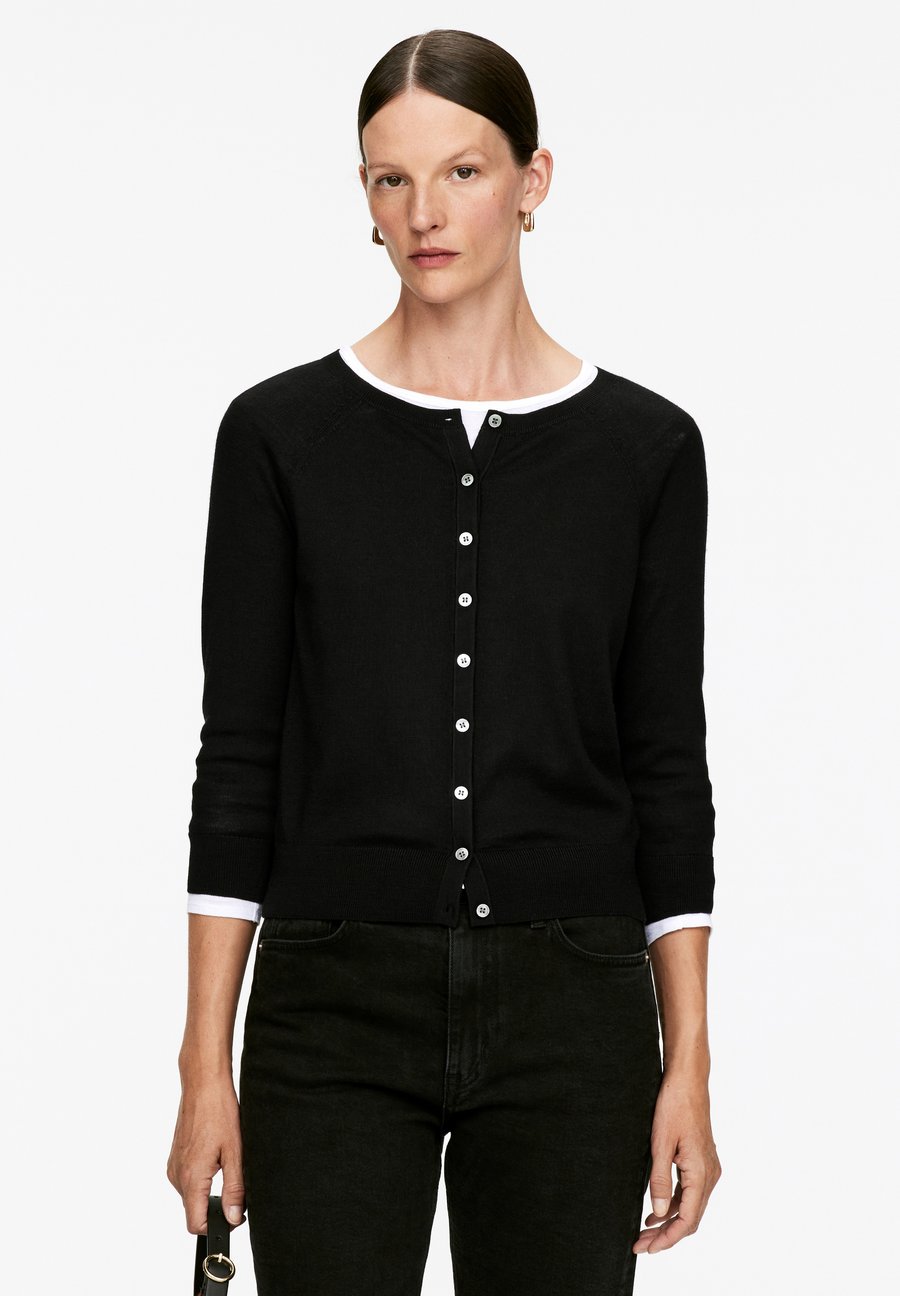 Кардиган ARKET Cardigan, Black
Кардиган ARKET Cardigan, Black