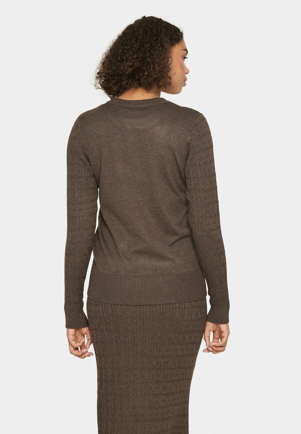 Джемпер Saint Tropez, темно-коричневый
Джемпер Saint Tropez, темно-коричневый