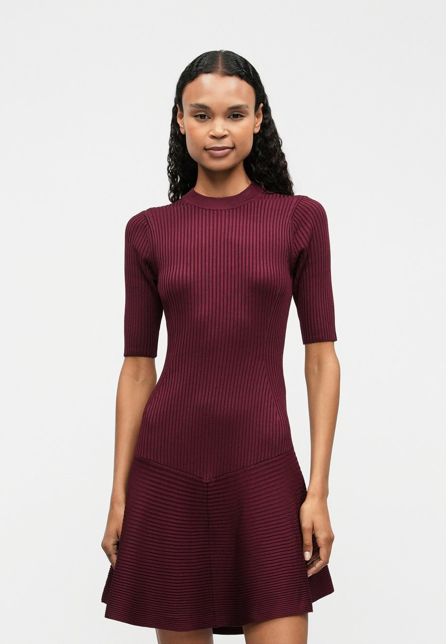 Платье Ted Baker MAHRAA, Maroon/Mauve
Платье Ted Baker MAHRAA, Maroon/Mauve