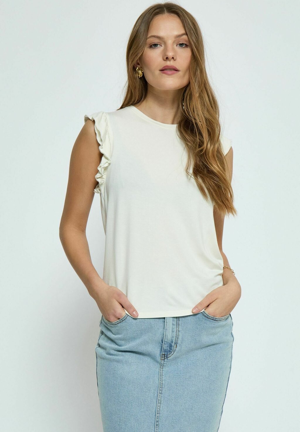 Футболка с принтом TEMPERENCE RUFFLE PEPPERCORN, цвет gardenia
Футболка с принтом TEMPERENCE RUFFLE PEPPERCORN, цвет gardenia