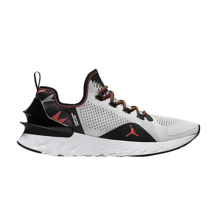Кроссовки Air Jordan Paris Saint-Germain x Jordan React Havoc, серый
Кроссовки Air Jordan Paris Saint-Germain x Jordan React Havoc, серый