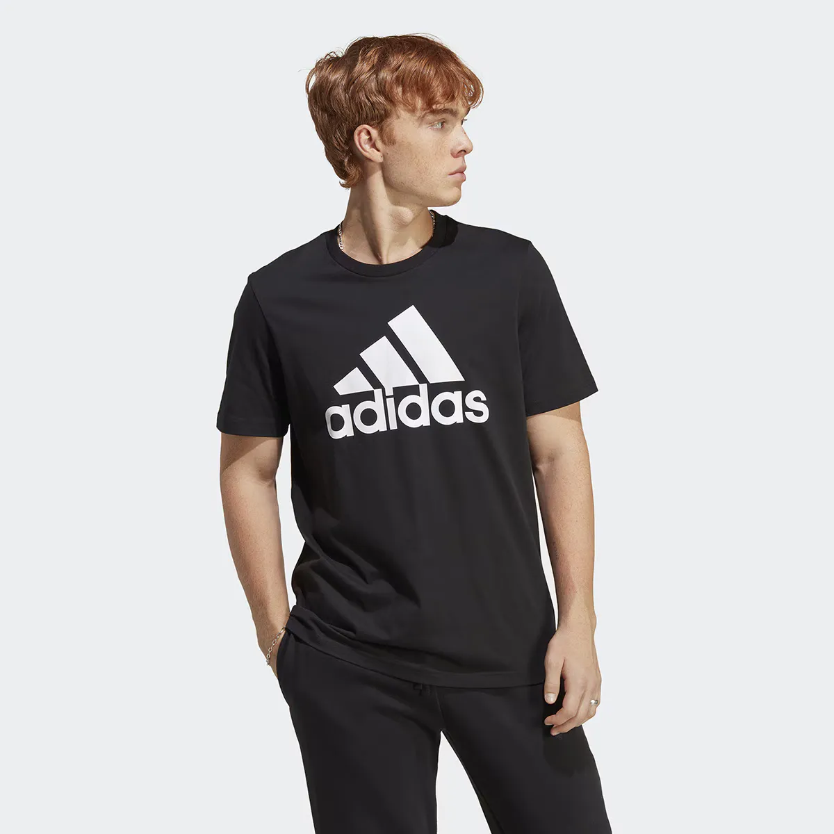 Мужская футболка Essentials Single Jersey с большим логотипом Adidas, черный/белый 
Мужская футболка Essentials Single Jersey с большим логотипом Adidas, черный/белый
