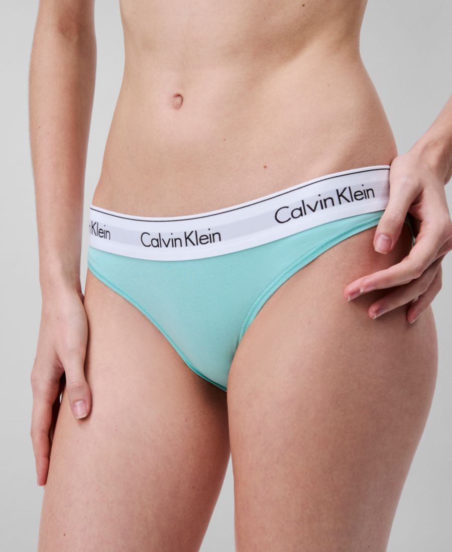 Женское современное хлопковое бикини Calvin Klein - F3787 Calvin Klein, Beau Blue
Женское современное хлопковое бикини Calvin Klein - F3787 Calvin Klein, Beau Blue