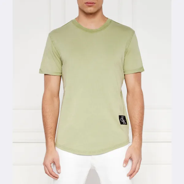 Футболка стандартного кроя Calvin Klein, хаки
Футболка стандартного кроя Calvin Klein, хаки