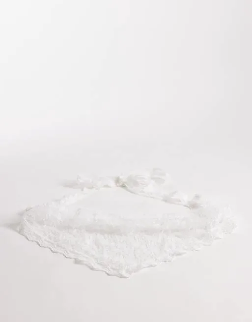 Белый кружевной пояс-бандана My Accessories
Белый кружевной пояс-бандана My Accessories