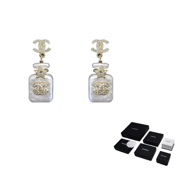 Серьги женские CHANEL
Серьги женские CHANEL
