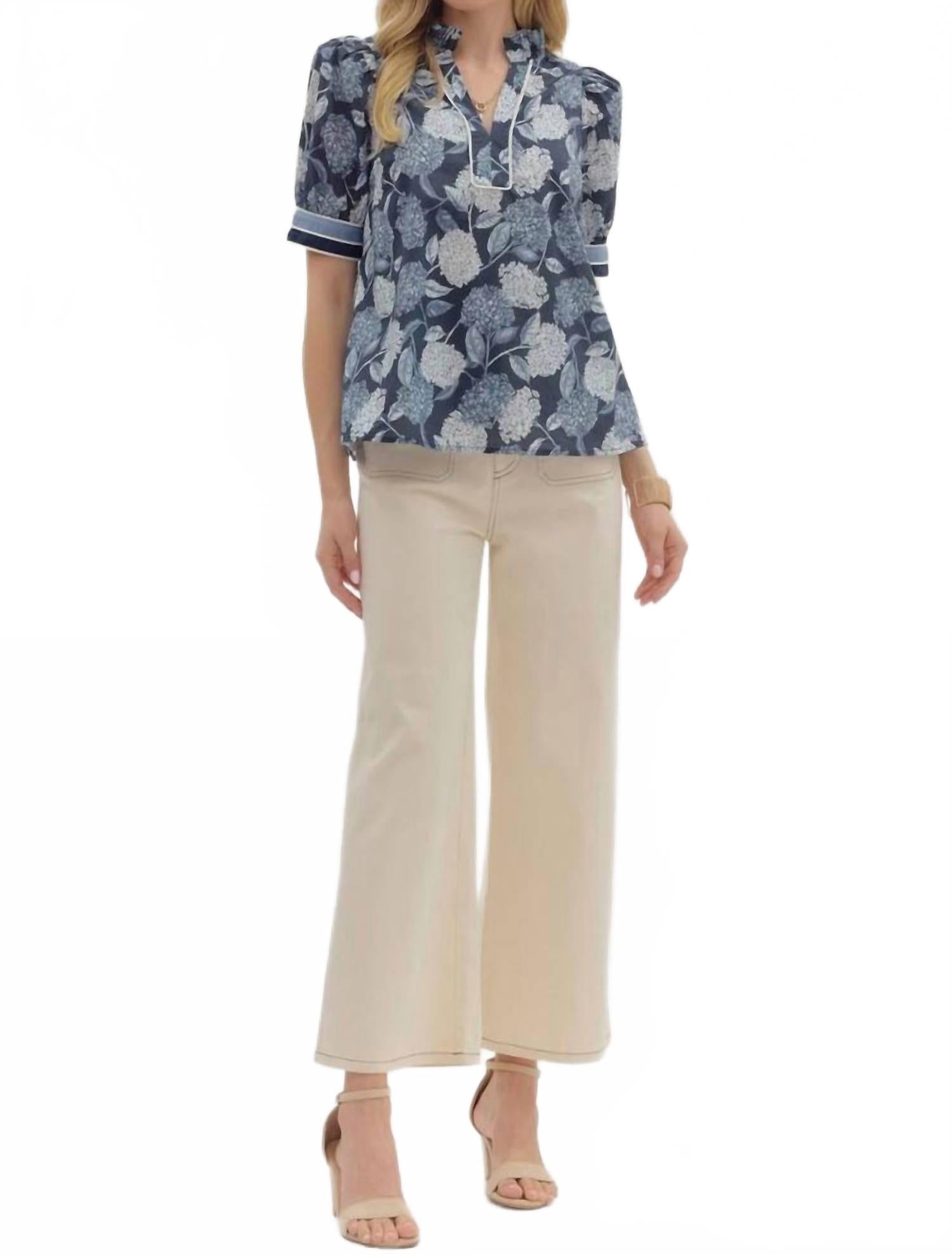 Топ Аннет в синем цвете Entro, синий
Топ Аннет в синем цвете Entro, синий