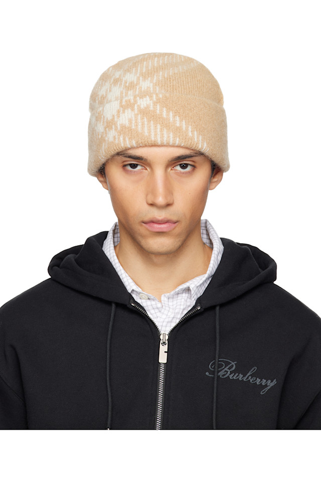 Burberry Бежевая клетчатая шапка из смеси мохеровой шерсти
Burberry Бежевая клетчатая шапка из смеси мохеровой шерсти