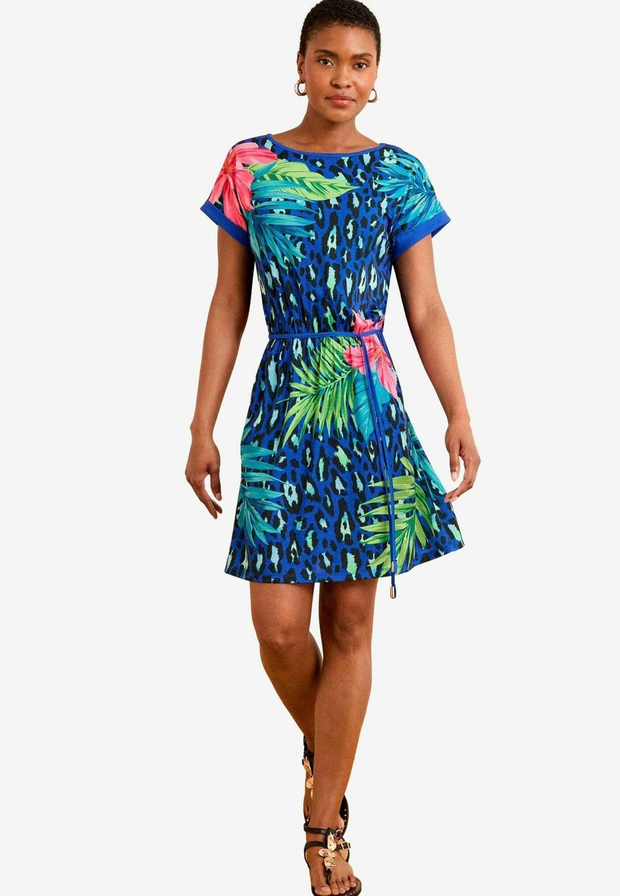 Платье Love & Roses Jersey dress, Cobalts Blue Tropical Floral/Blue
Платье Love & Roses Jersey dress, Cobalts Blue Tropical Floral/Blue