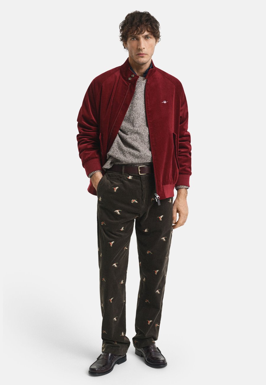 Куртка GANT HARRINGTON , Plumped Red/Bordeaux
Куртка GANT HARRINGTON , Plumped Red/Bordeaux