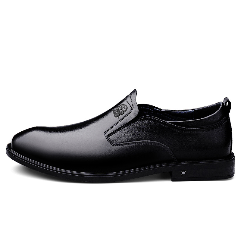 Черные мужские туфли LAORENTOU в черную клетку
Черные мужские туфли LAORENTOU в черную клетку