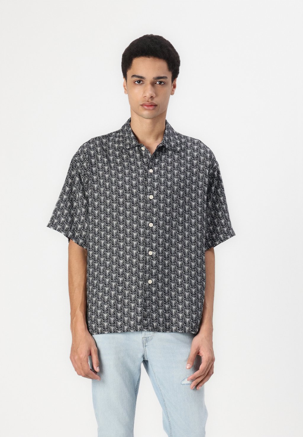 Рубашка JORMARSHALL ISLINGTON Jack & Jones, черный 
Рубашка JORMARSHALL ISLINGTON Jack & Jones, черный