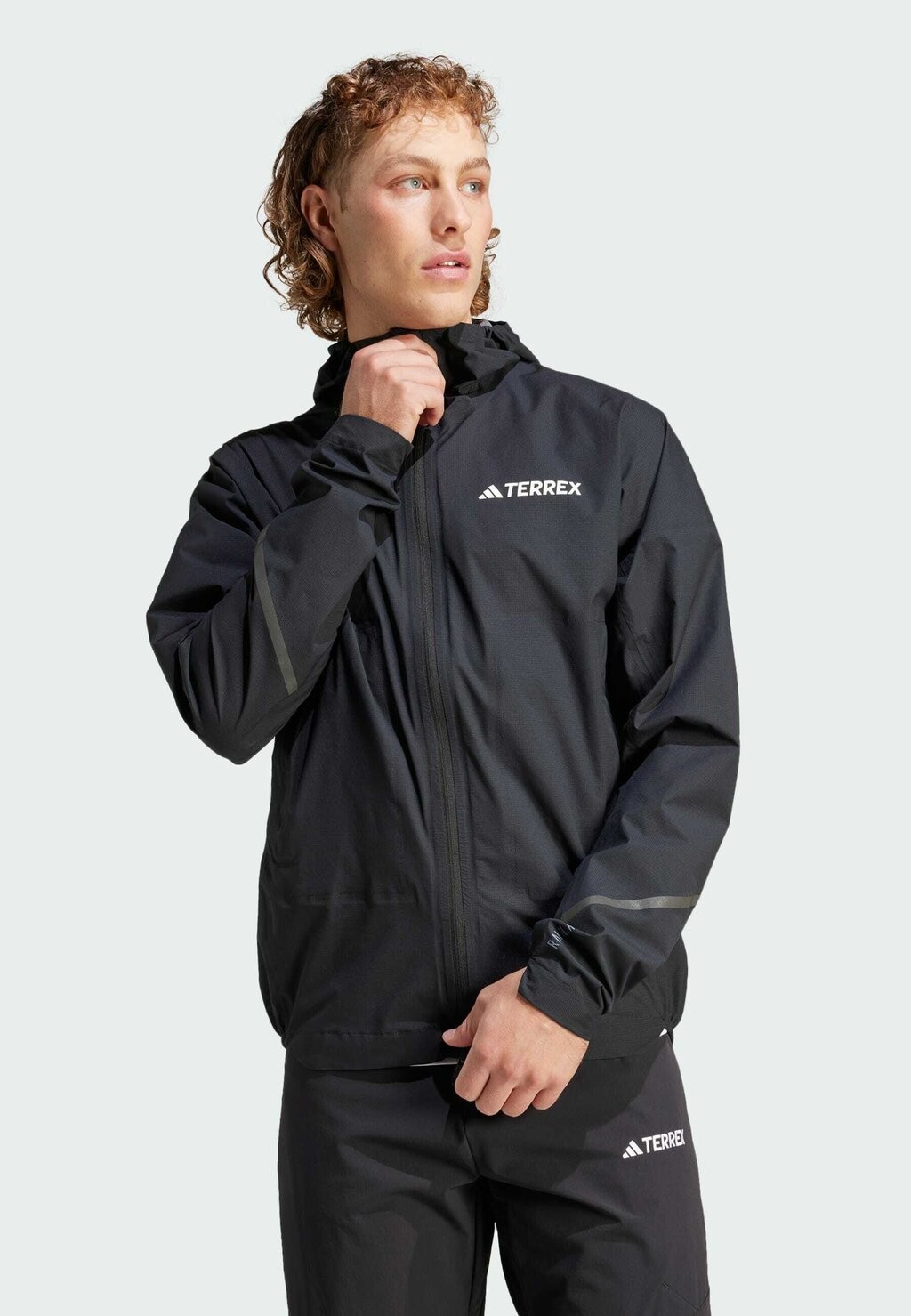 Жёсткая куртка TERREX XPERIOR 2.5L LIGHT RAIN.RDY JACKET Adidas Terrex, цвет black
Жёсткая куртка TERREX XPERIOR 2.5L LIGHT RAIN.RDY JACKET Adidas Terrex, цвет black