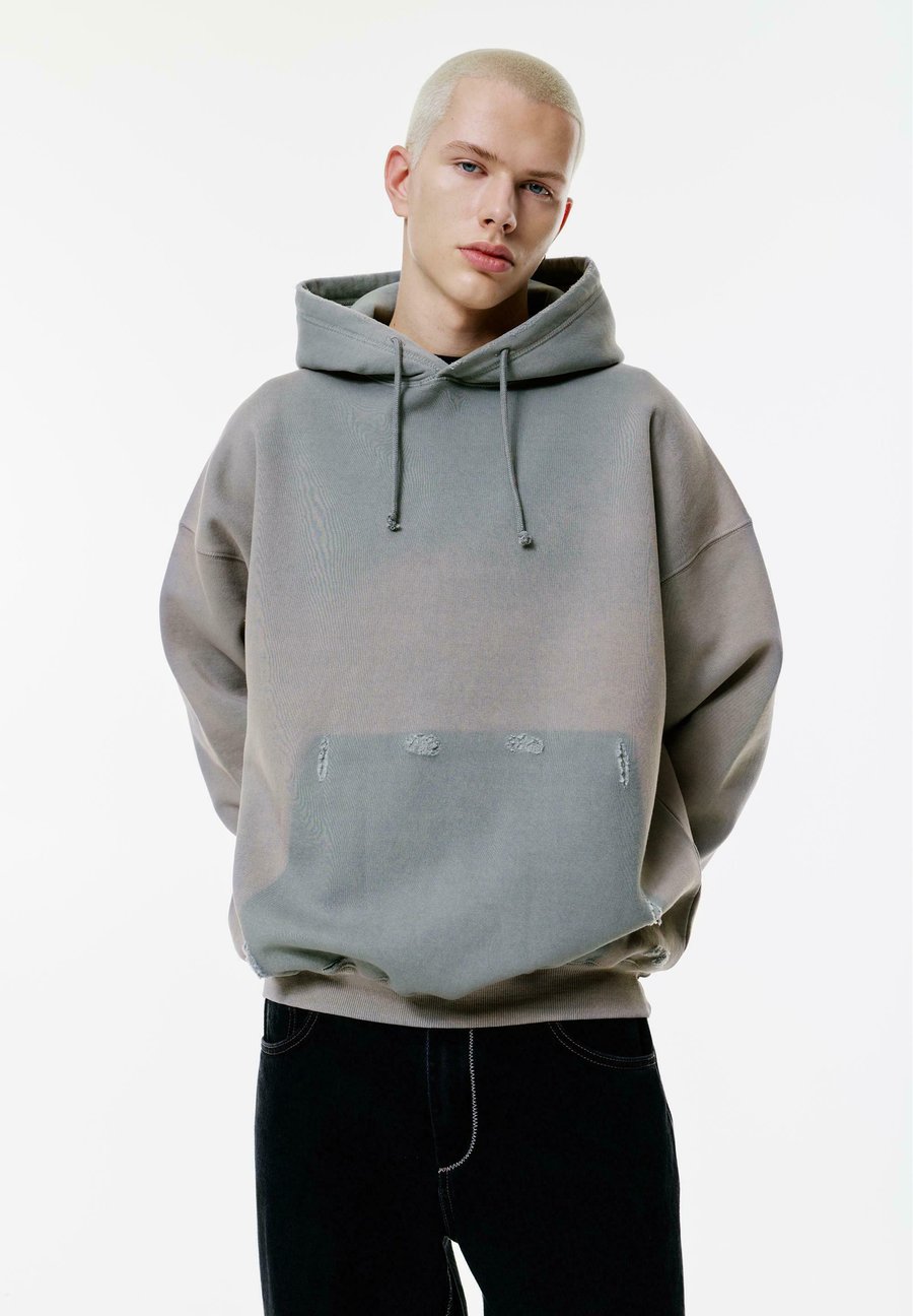 Худи PULL&BEAR OMBRÉ, Grey
Худи PULL&BEAR OMBRÉ, Grey