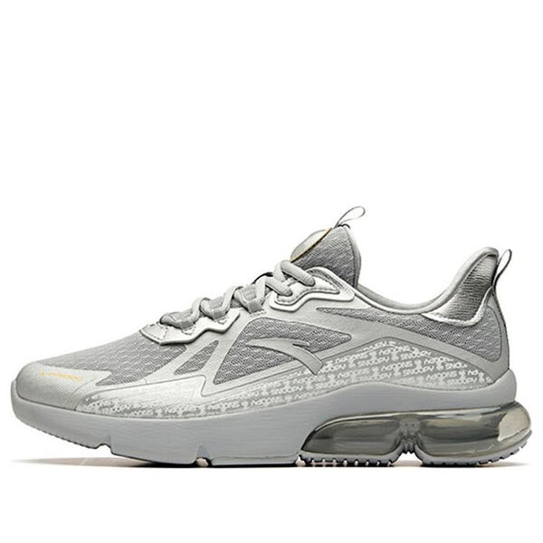 Кроссовки x Снупи Лунная высадка 50-я годовщина Anta, серый 
Кроссовки x Снупи Лунная высадка 50-я годовщина Anta, серый