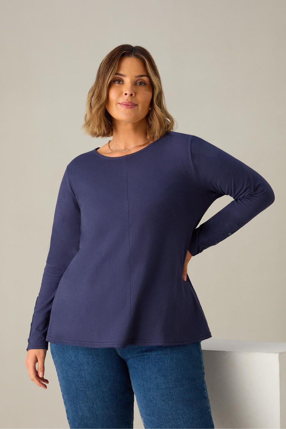 Хлопковая футболка Curve с круглым вырезом Live Unlimited, синий
Хлопковая футболка Curve с круглым вырезом Live Unlimited, синий