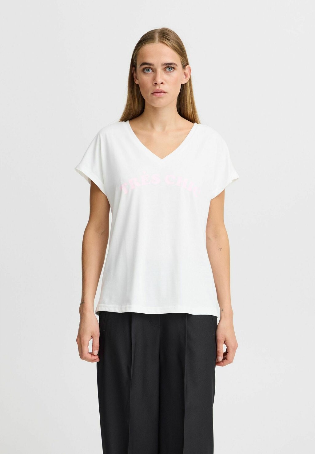 Футболка с принтом IXJANET ICHI, белый
Футболка с принтом IXJANET ICHI, белый