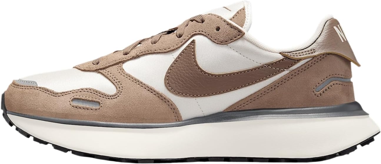 Женские кроссовки Nike Phoenix Waffle, черный/коричневый
Женские кроссовки Nike Phoenix Waffle, черный/коричневый